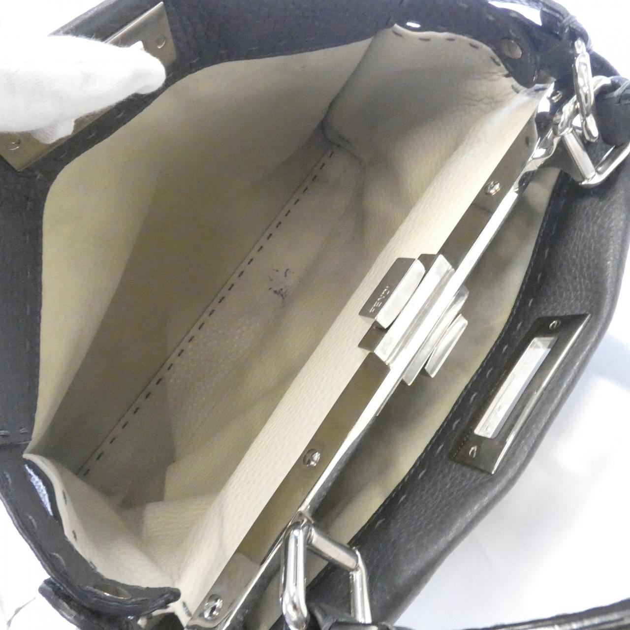 フェンディ ピーカブー 写真7