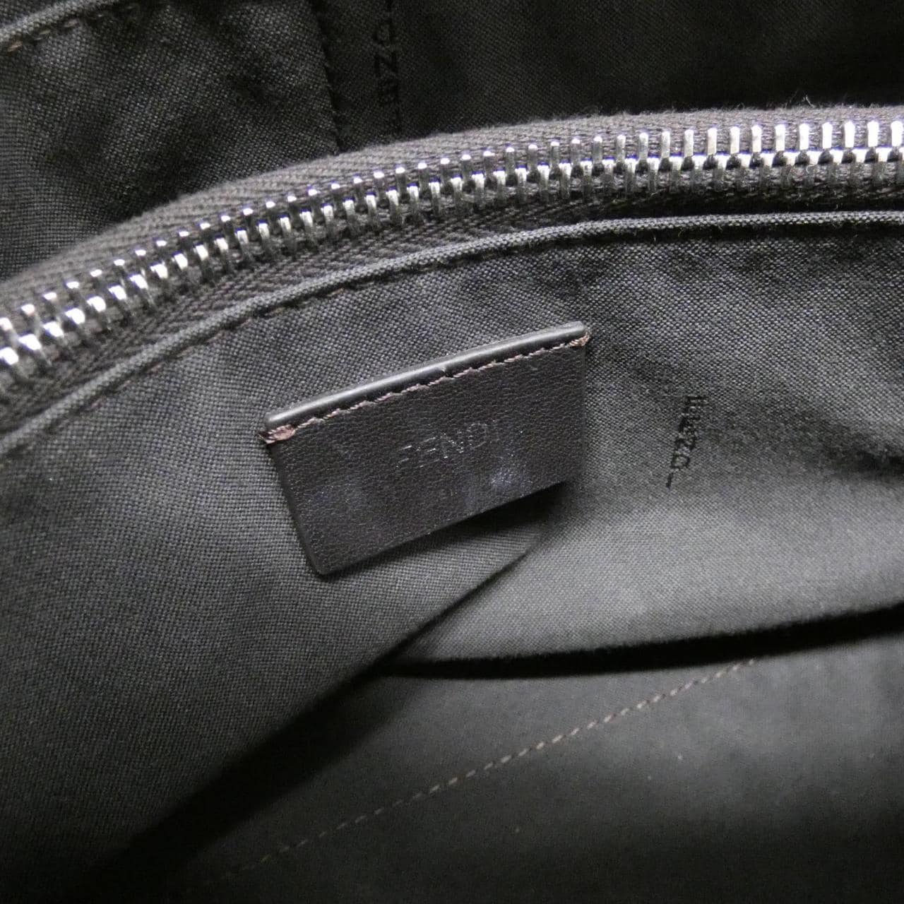 フェンディ バイザウェイ 写真7