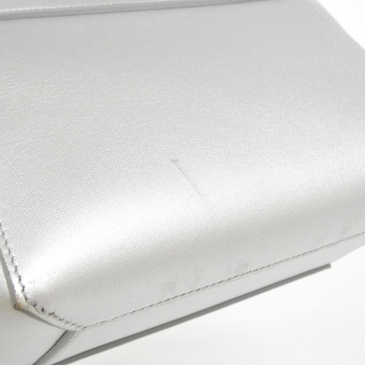 セリーヌ ベルトバッグ 写真5