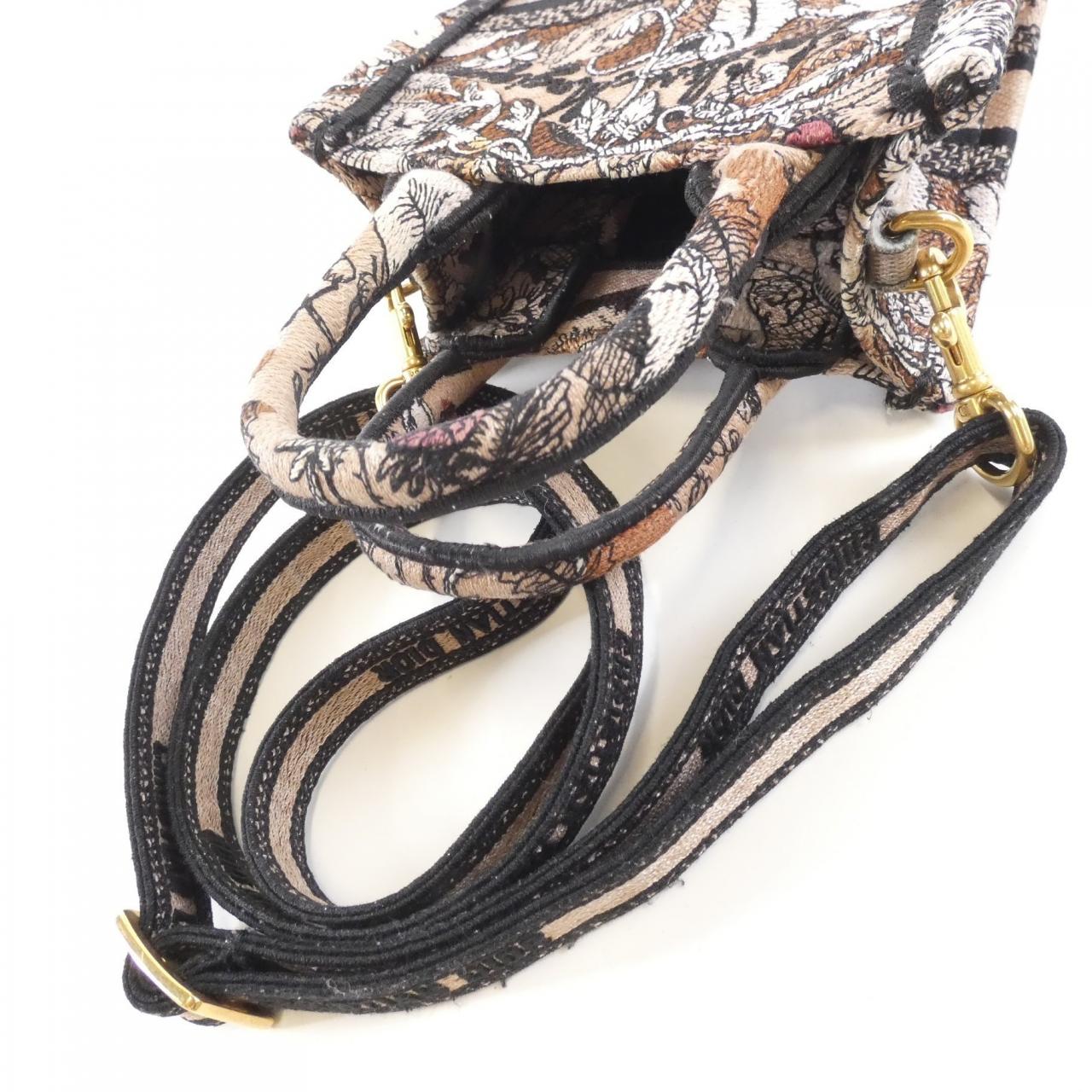 ディオール ブックトート 写真7