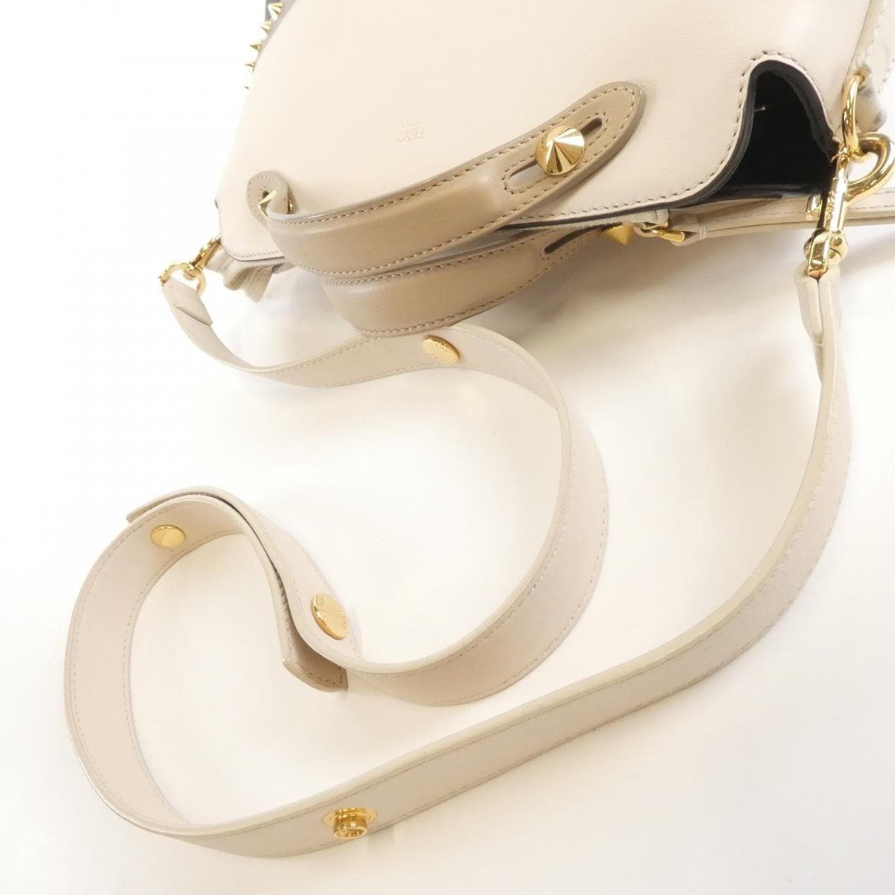 フェンディ バイザウェイ 写真7