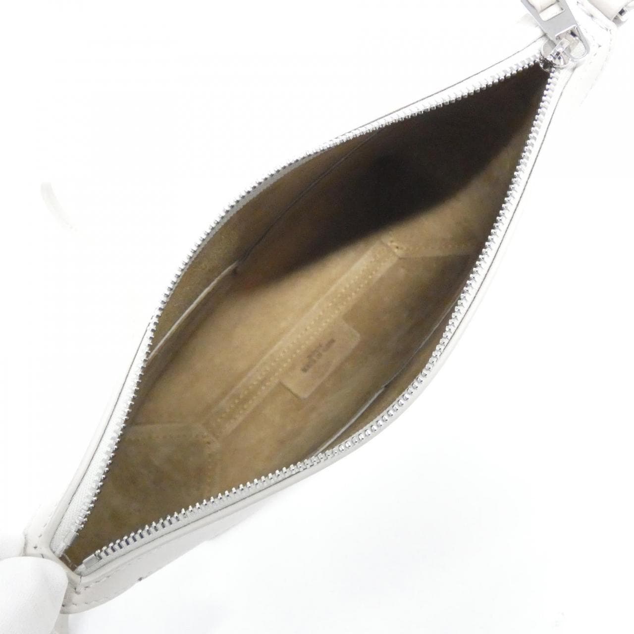 ロエベ パズル 写真10