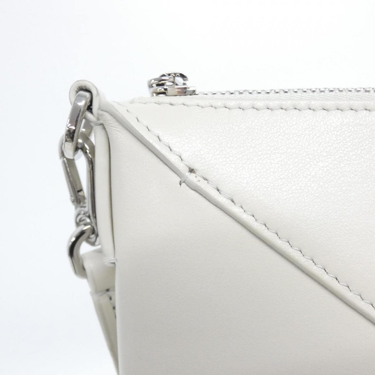 ロエベ パズル 写真5