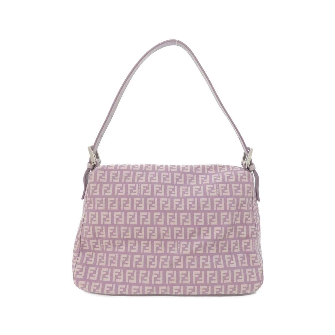 フェンディ バゲット 写真2