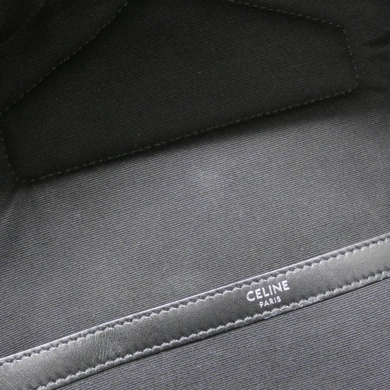 セリーヌ トリオンフ 写真7