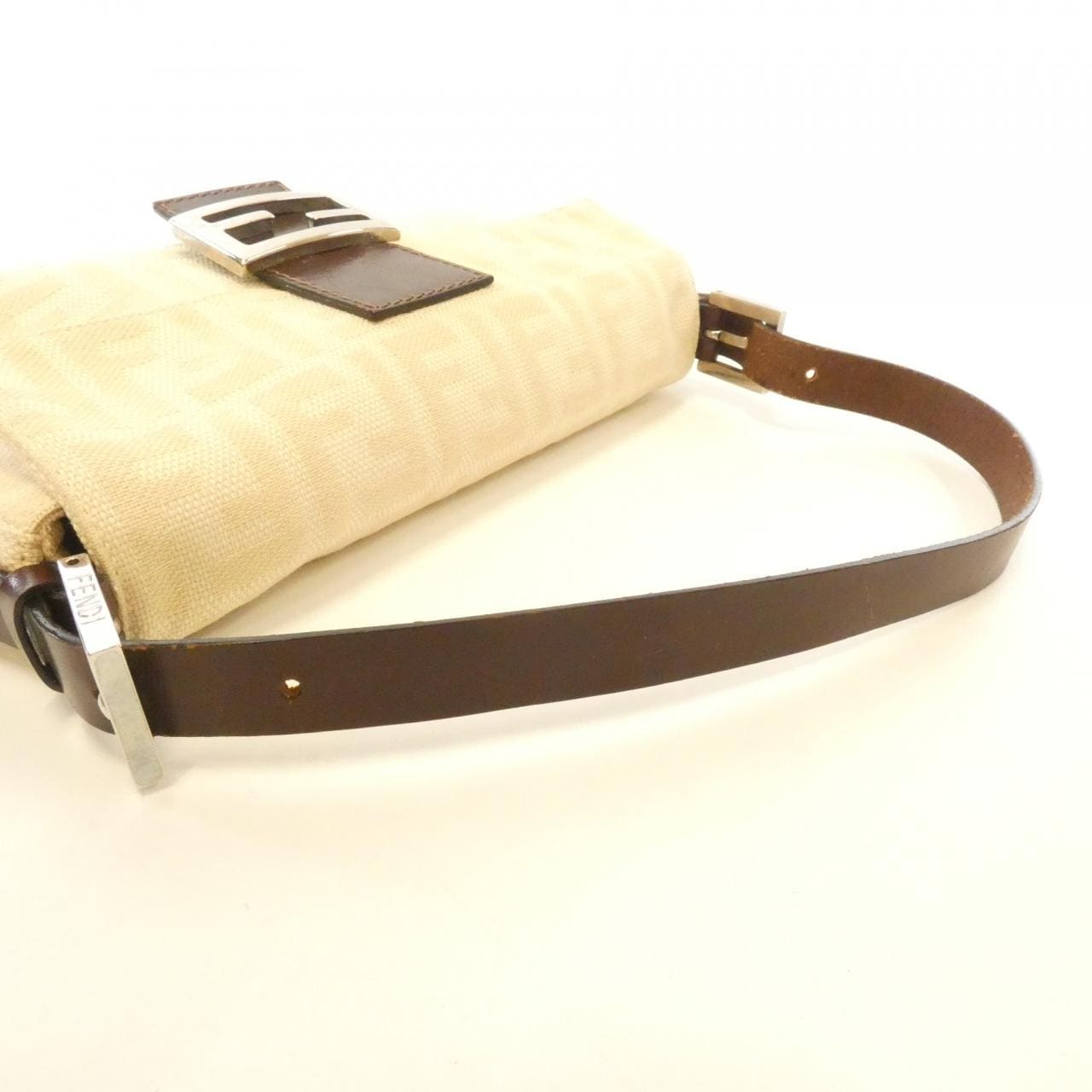 フェンディ バゲット 写真4