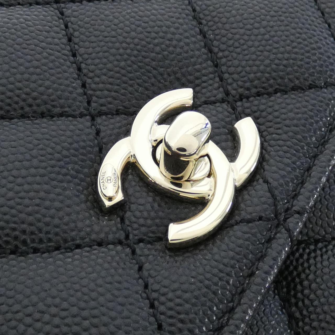 シャネル ココハンドル 写真4