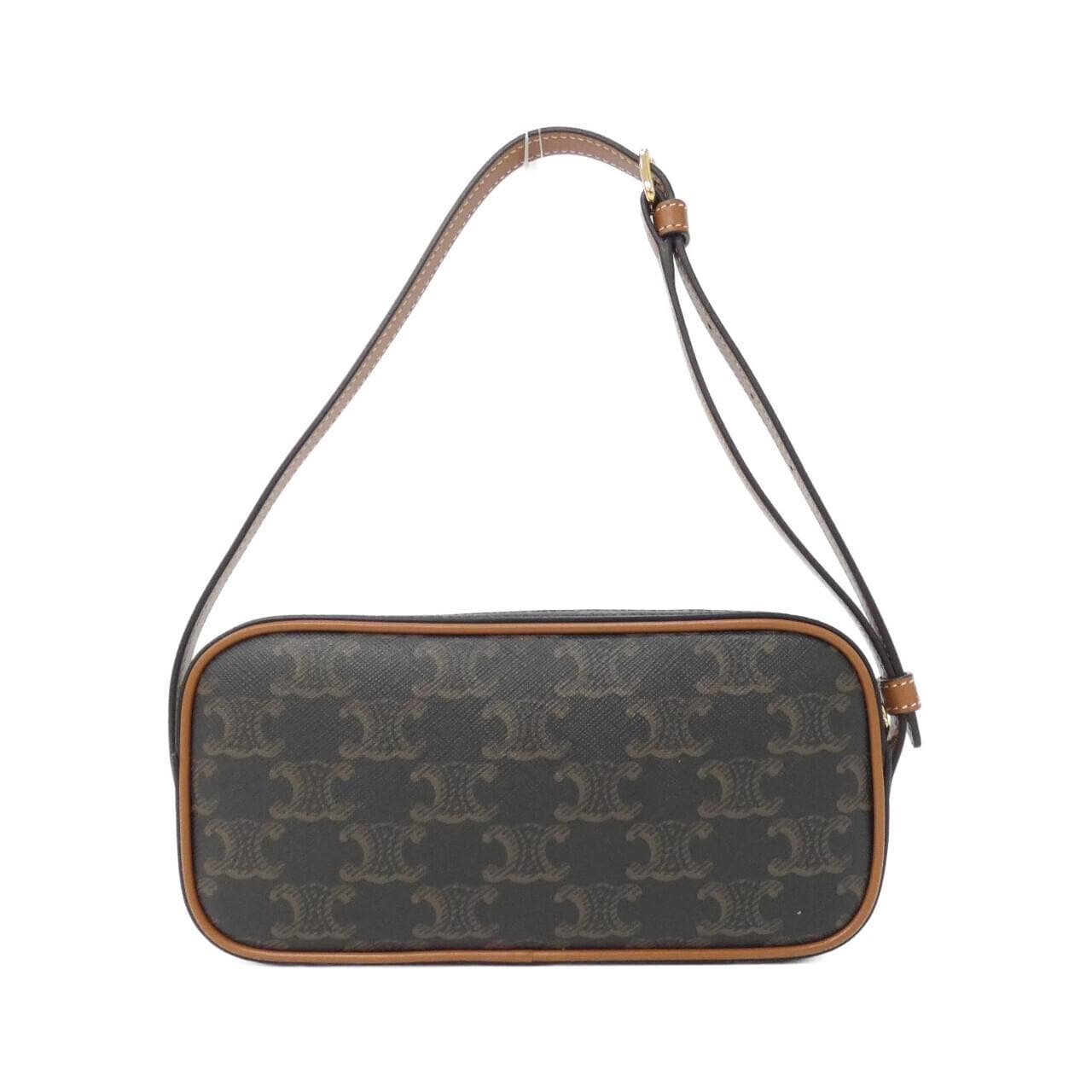 セリーヌ トリオンフ 写真2