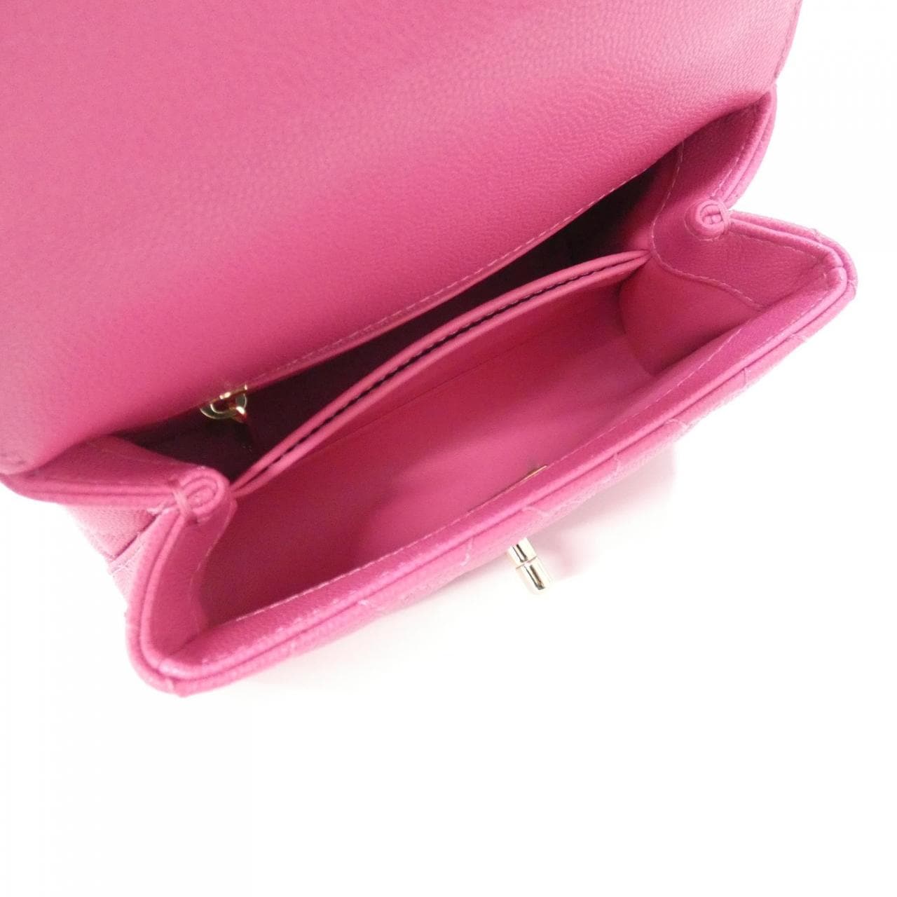 シャネル ココハンドル 写真6