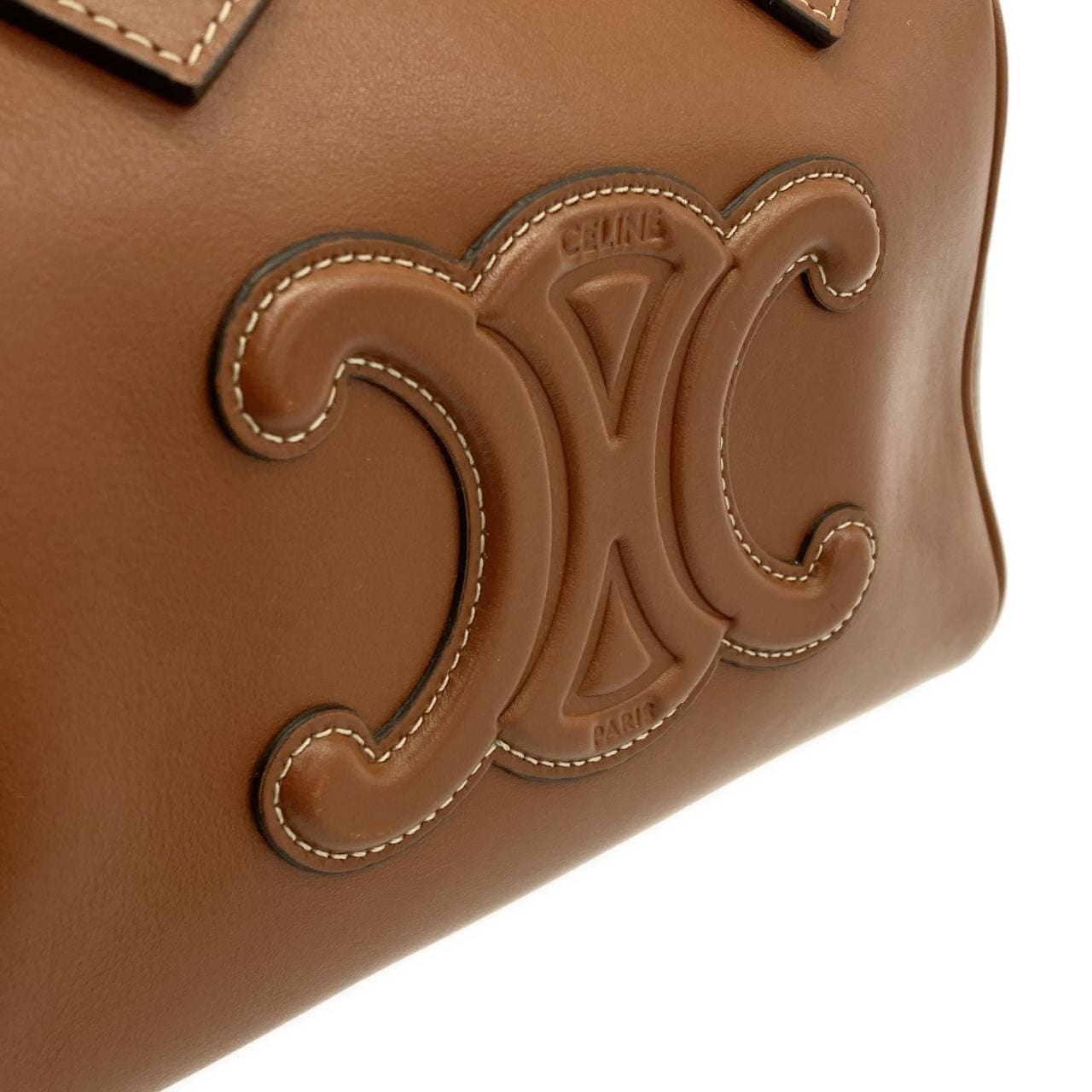 セリーヌ トリオンフ 写真5