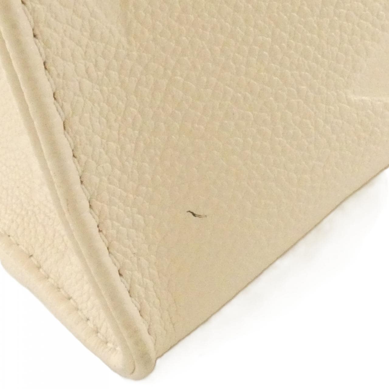 ルイ・ヴィトン オンザゴー 写真4