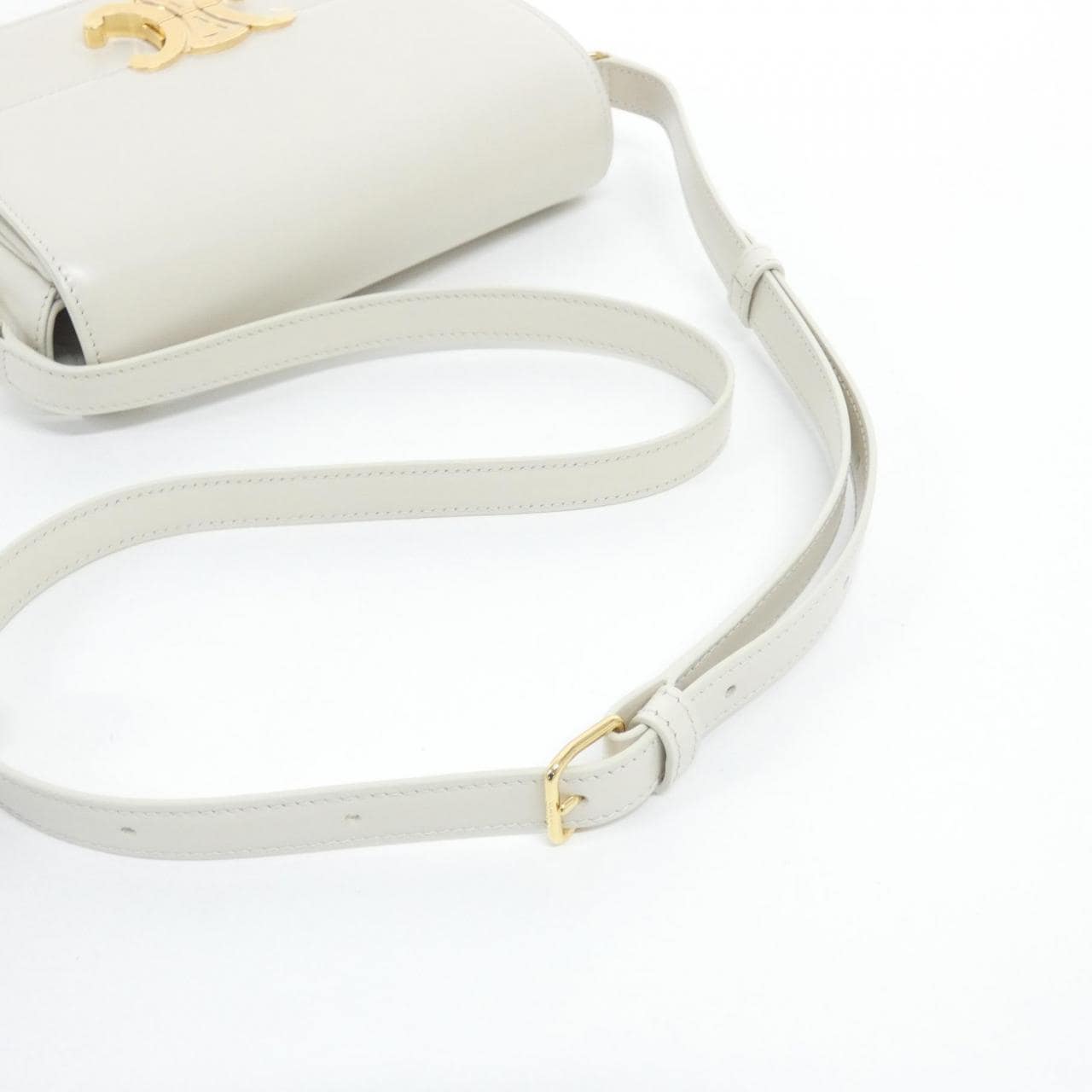 セリーヌ トリオンフ 写真5