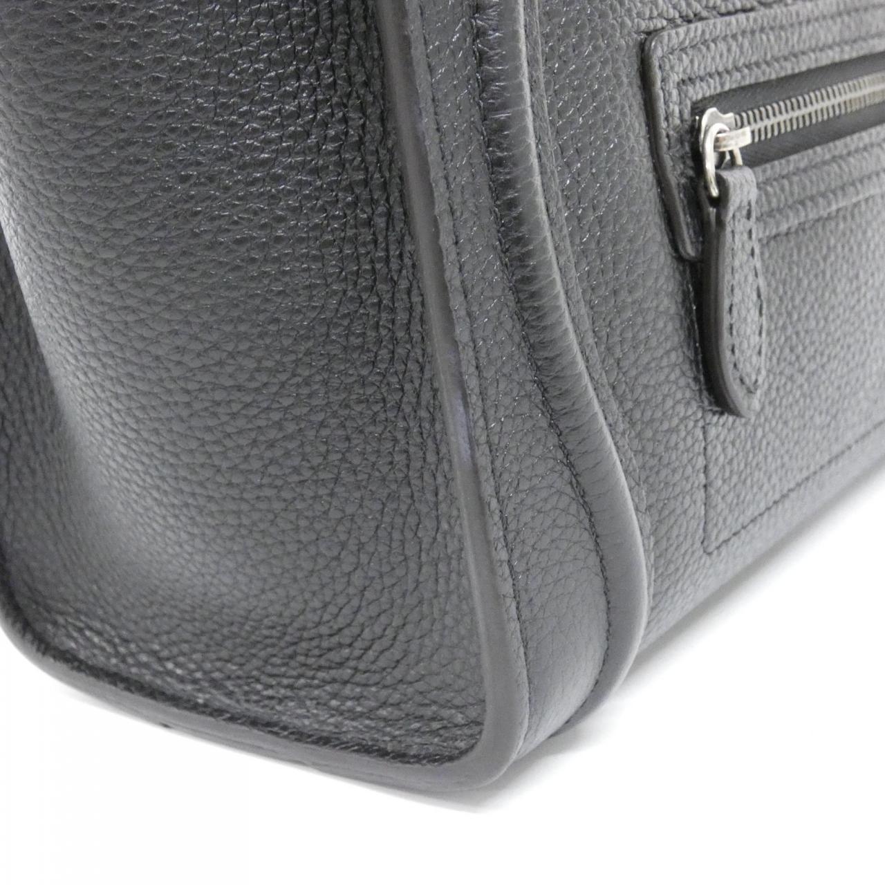 セリーヌ ラゲージ ナノ 写真4