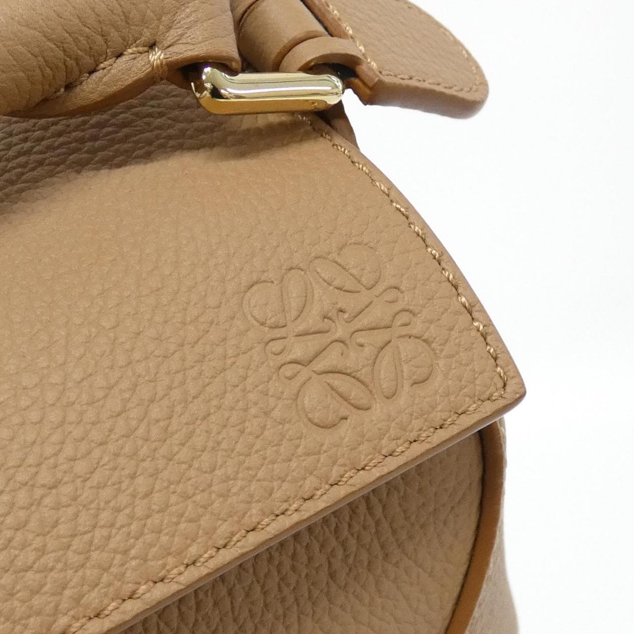 ロエベ パズル 写真4