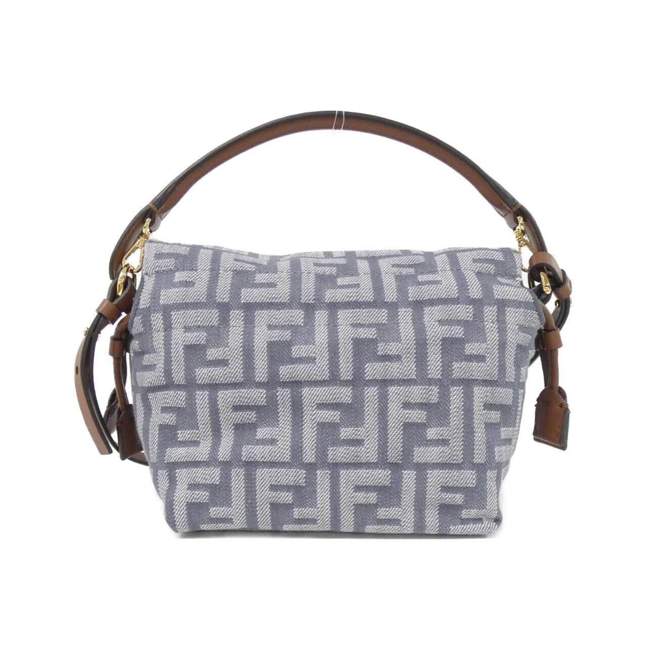 フェンディ バゲット 写真2