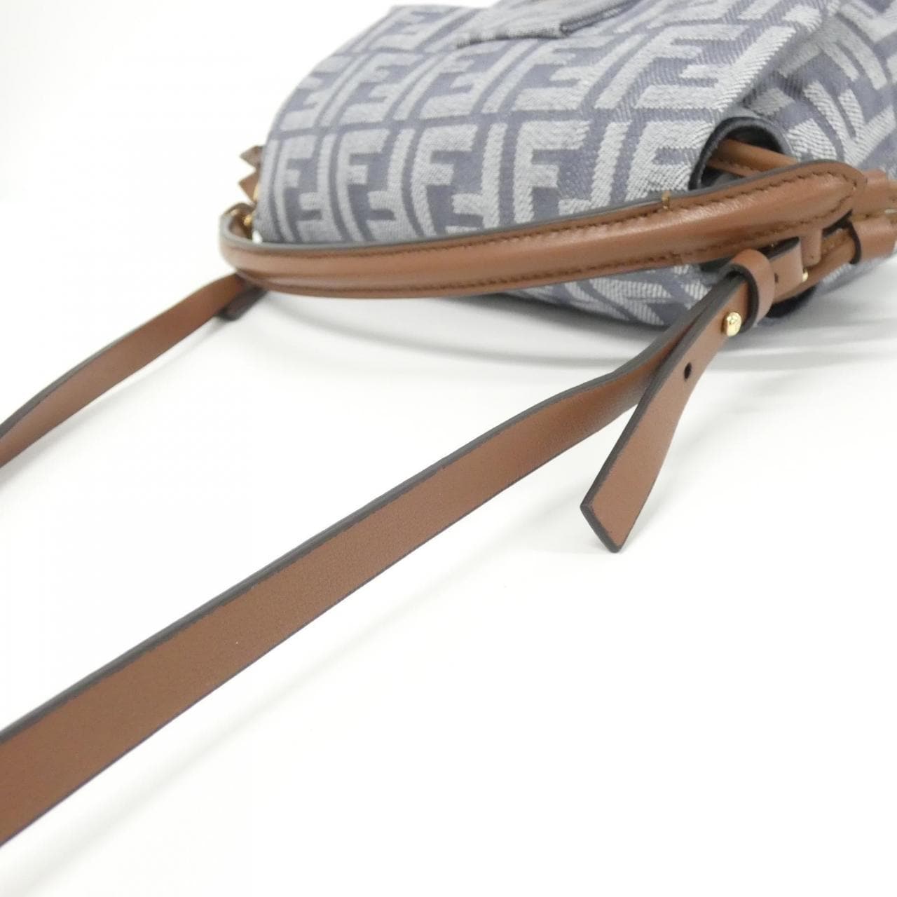 フェンディ バゲット 写真5