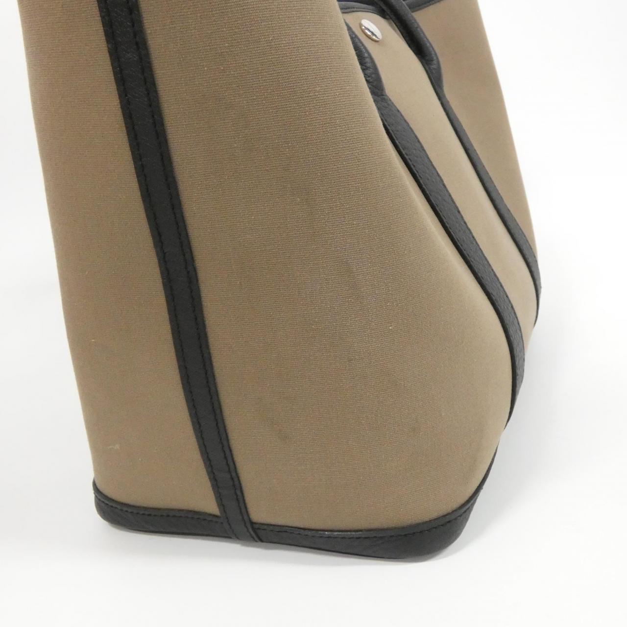 エルメス ガーデンパーティ 写真3