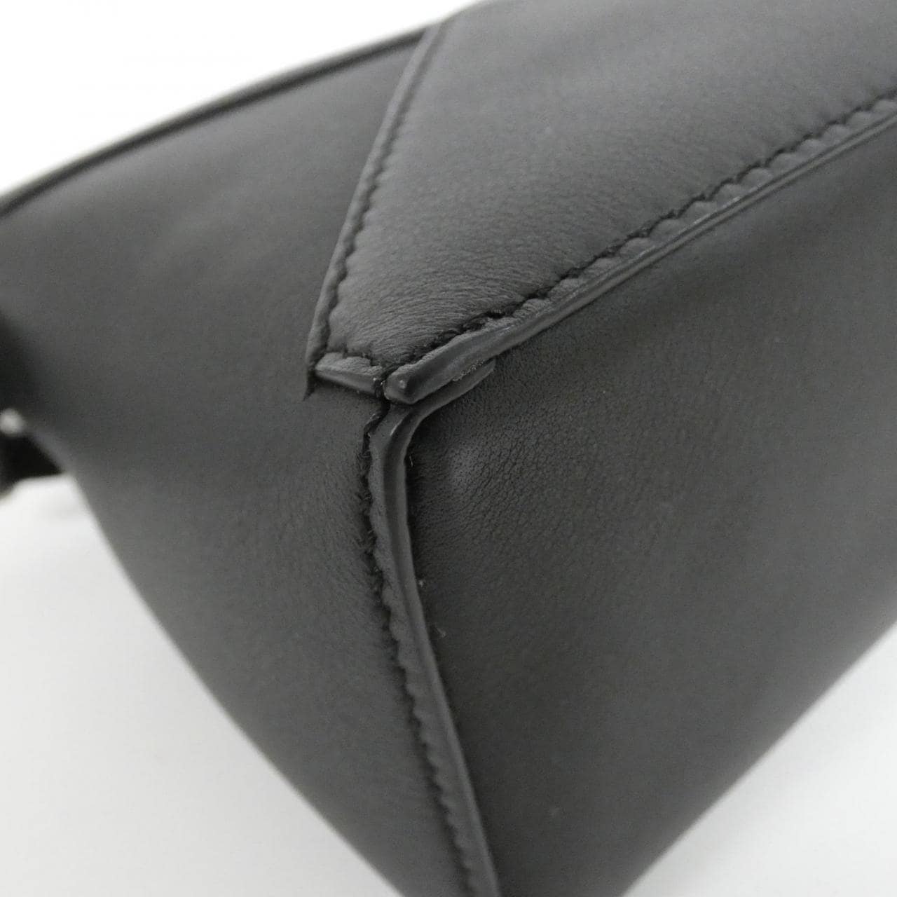 ロエベ パズル 写真3