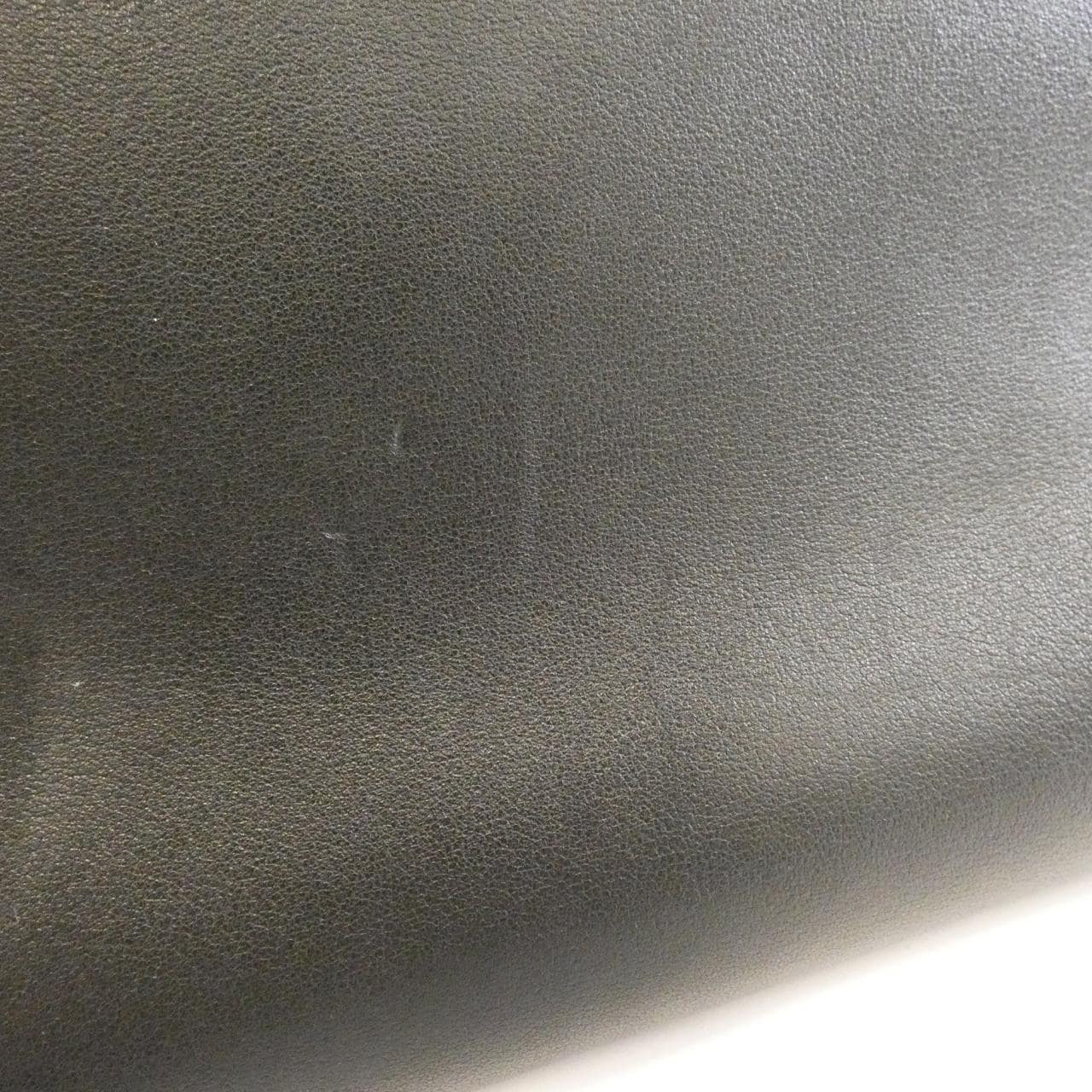 フェンディ バイザウェイ 写真4