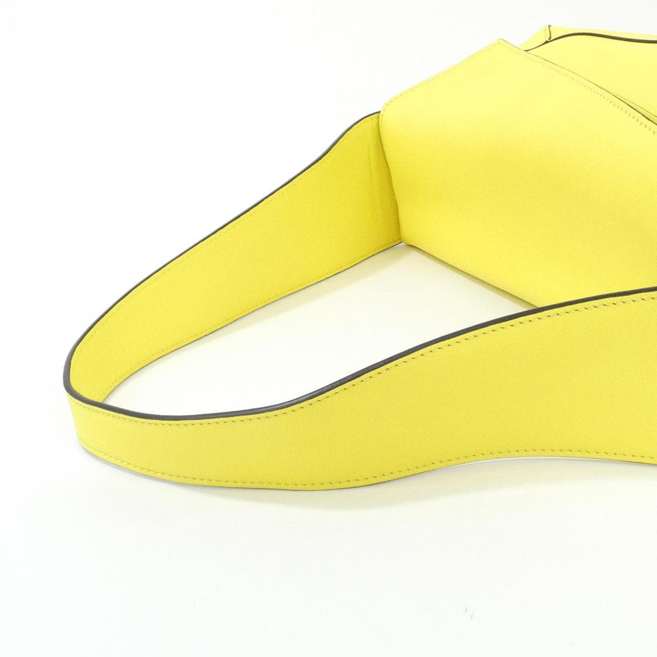 ロエベ パズル 写真5