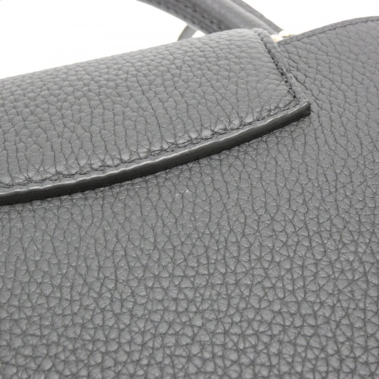 ルイ・ヴィトン カプシーヌ MM 写真4