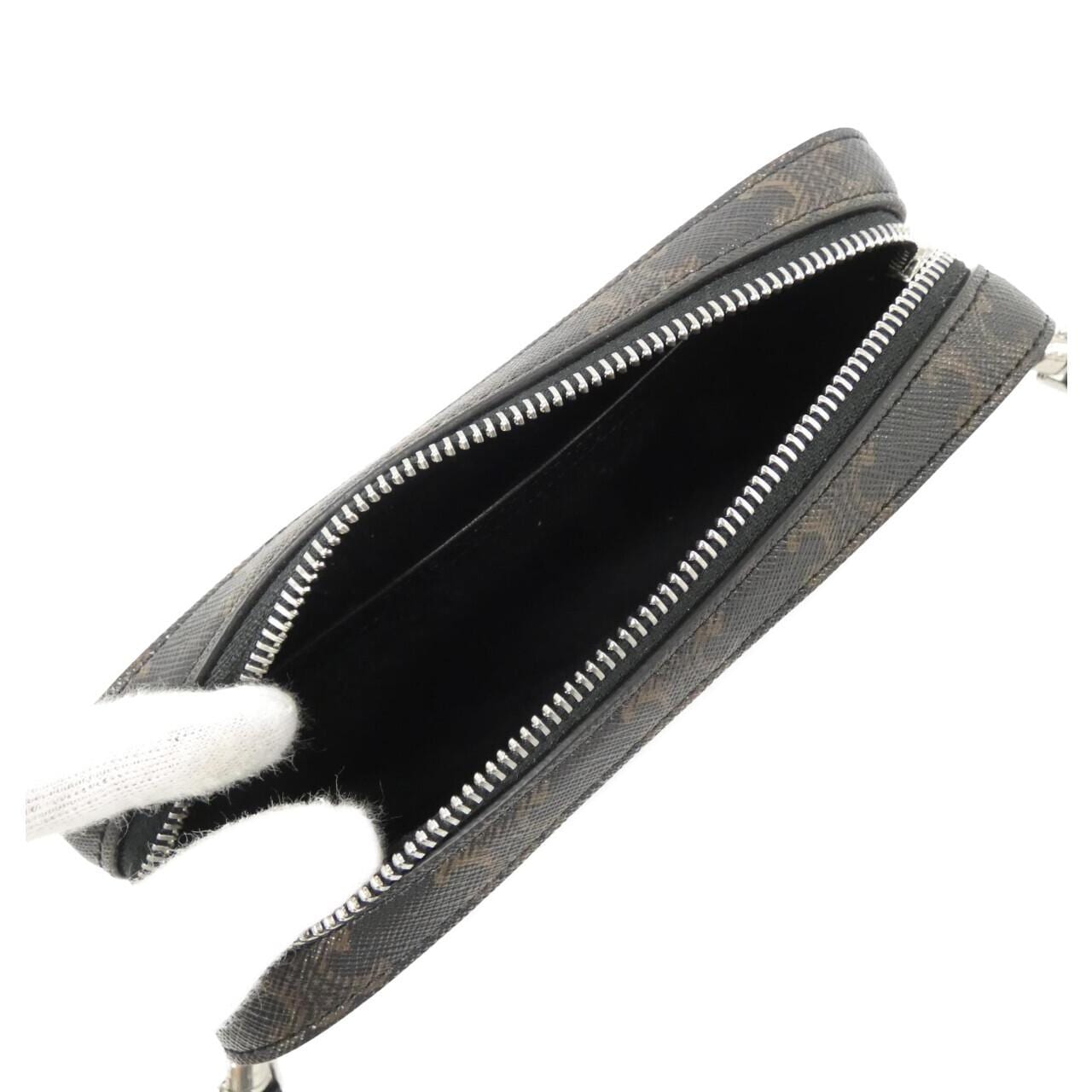 セリーヌ トリオンフ 写真7