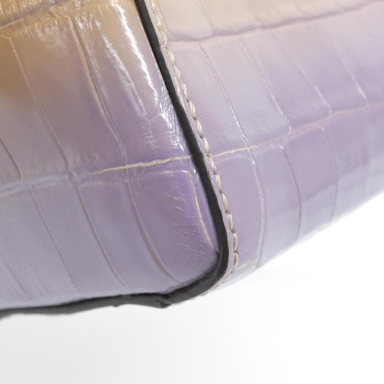 フェンディ ピーカブー 写真2