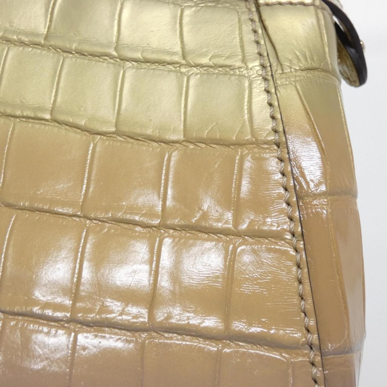 フェンディ ピーカブー 写真3