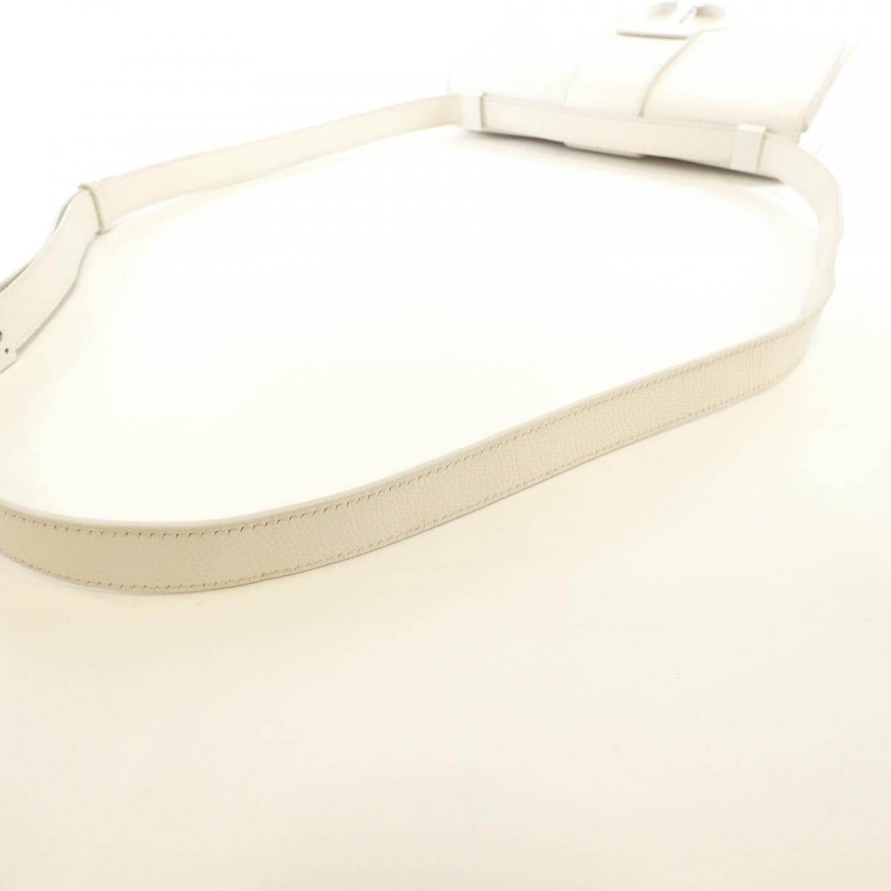 ディオール 30 モンテーニュ 写真5