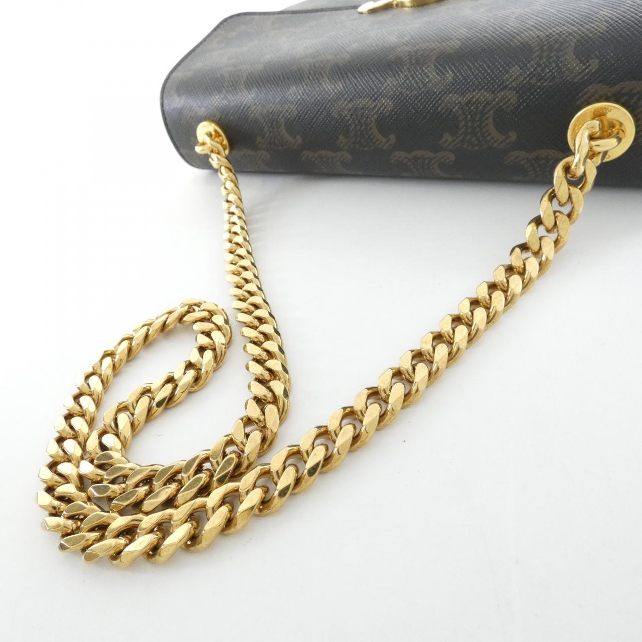 セリーヌ トリオンフ 写真6