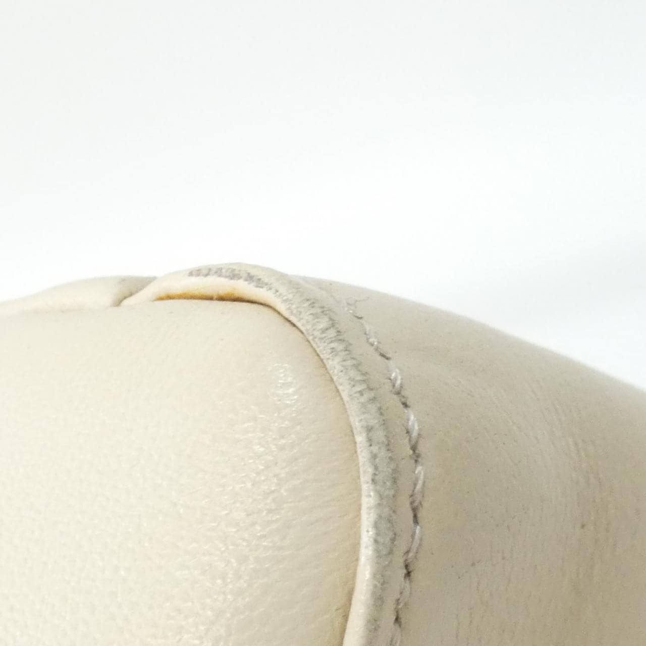 フェンディ ピーカブー 写真3