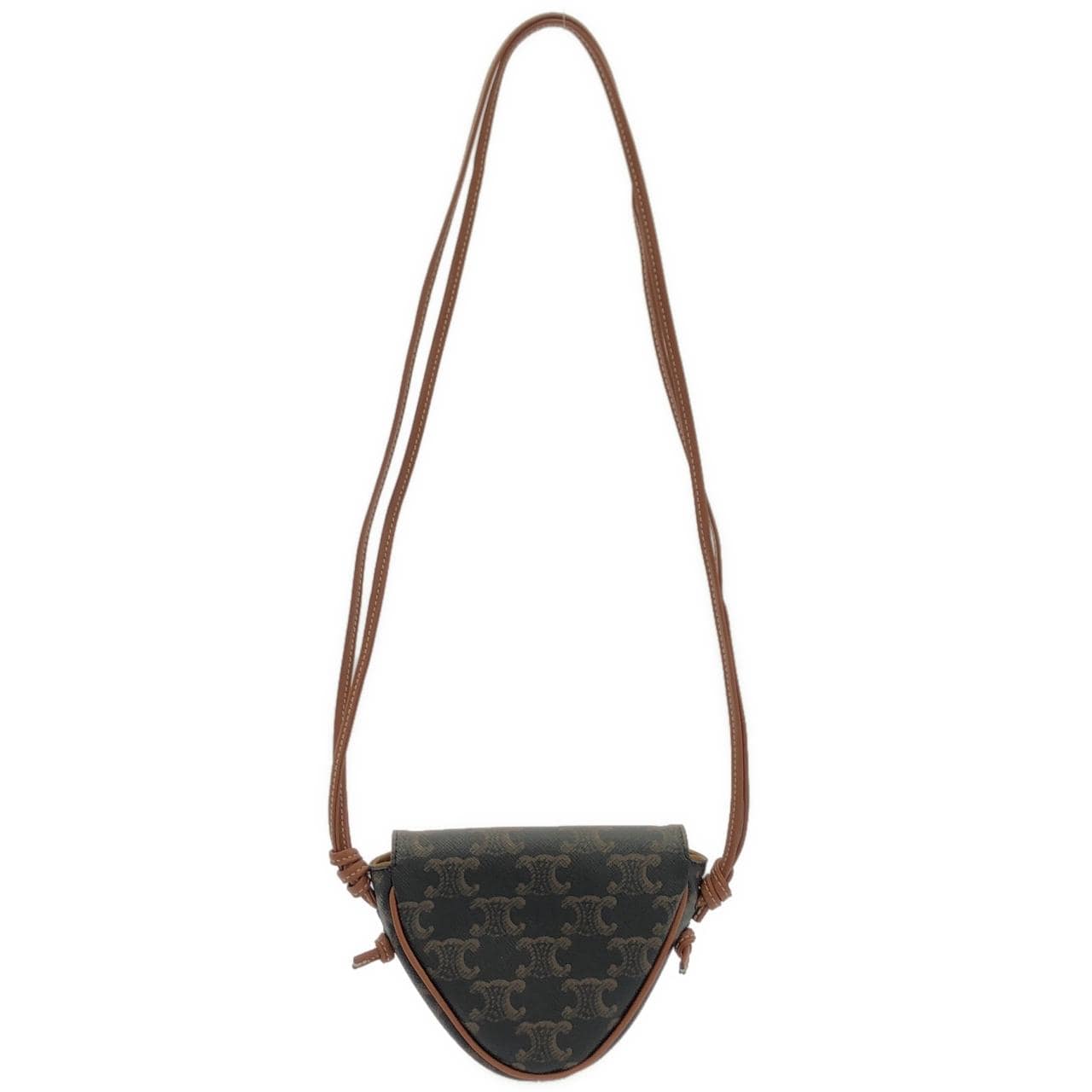 セリーヌ トリオンフ 写真2