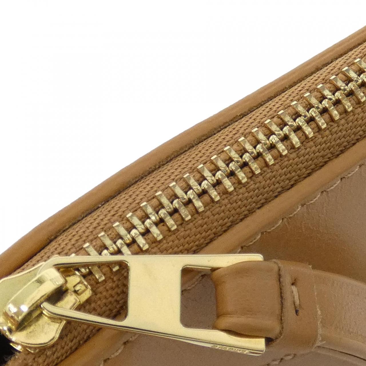 ロエベ パズル 写真4