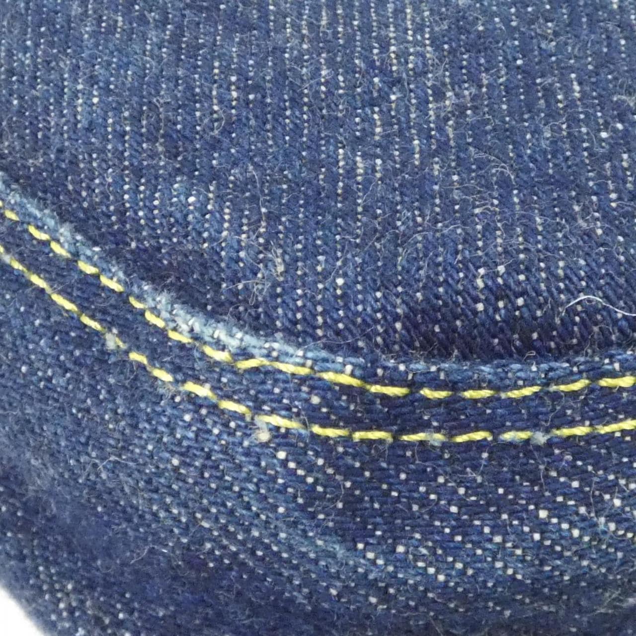 フェンディ バゲット 写真3