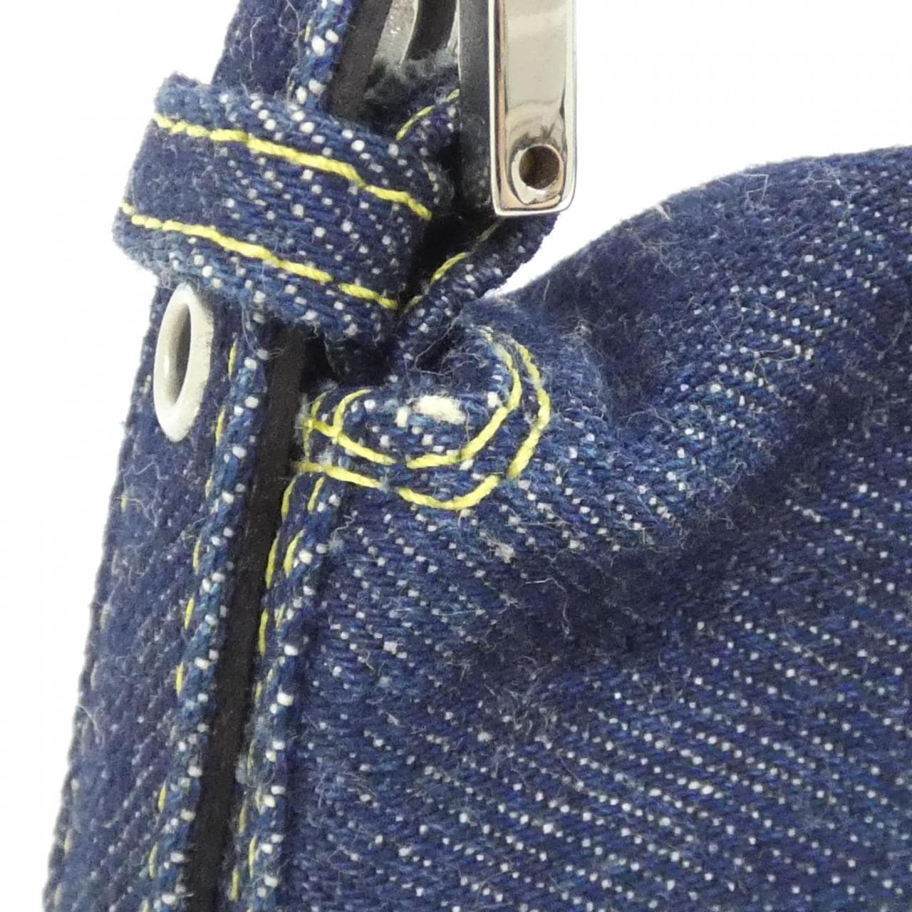 フェンディ バゲット 写真5