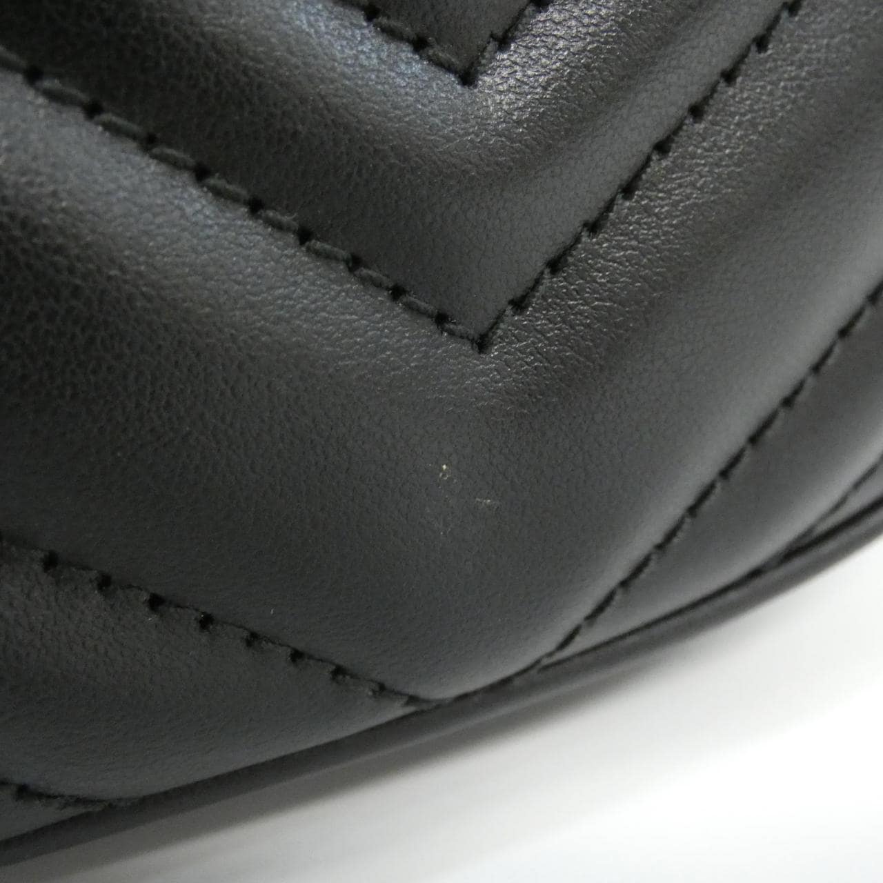 グッチ GGマーモント 写真6