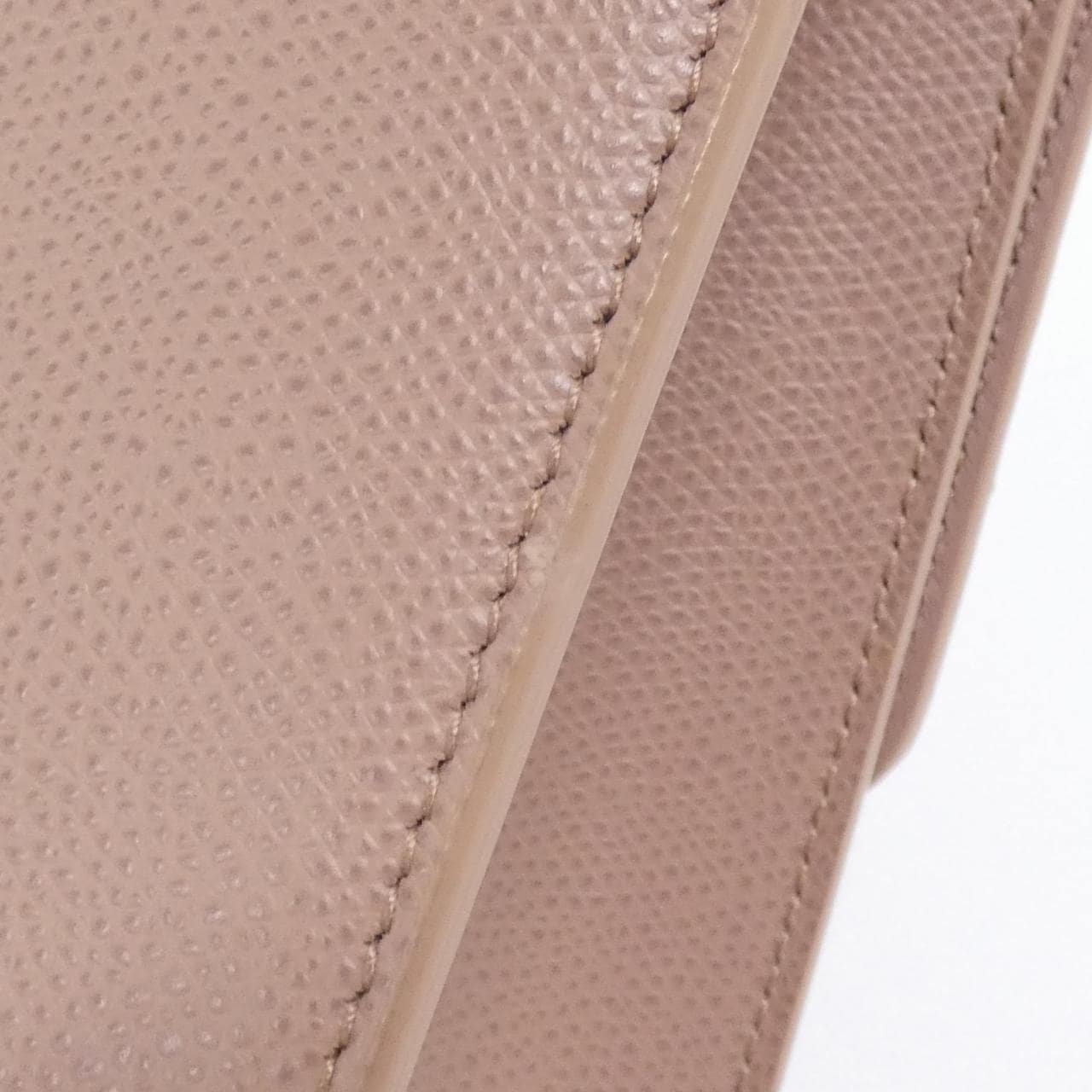 ディオール 30 モンテーニュ 写真5