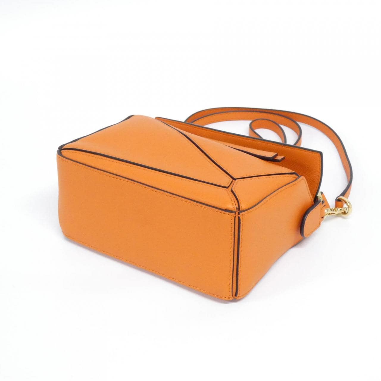 ロエベ パズル 写真3