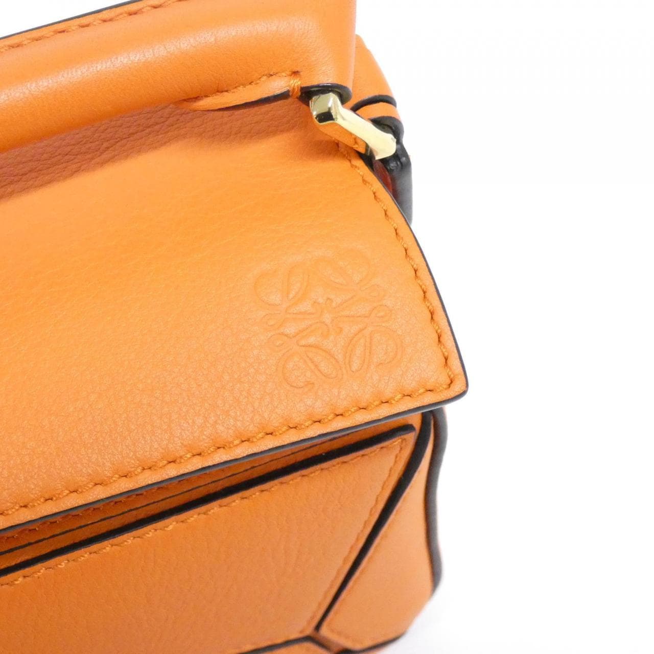 ロエベ パズル 写真4