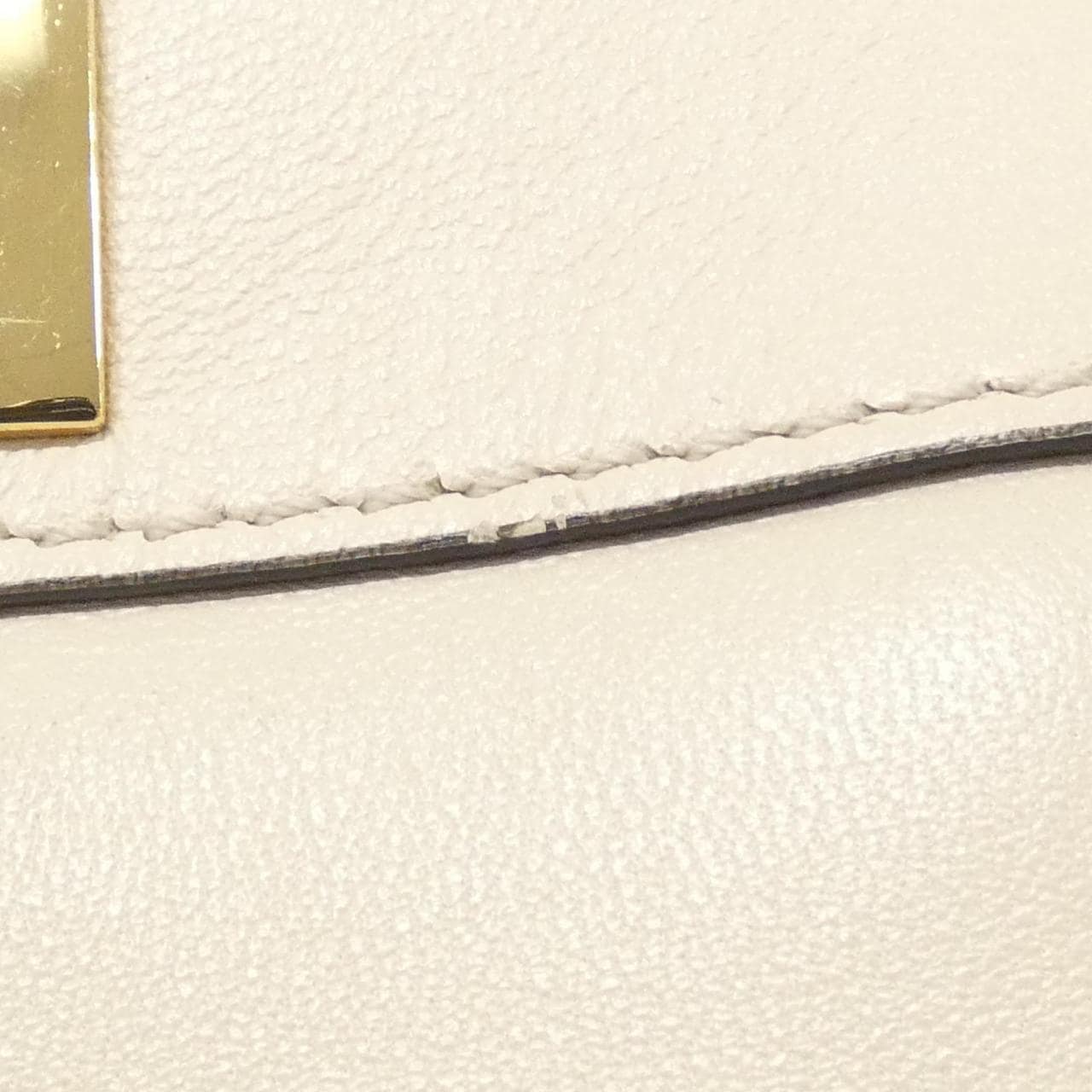 フェンディ ピーカブー 写真6