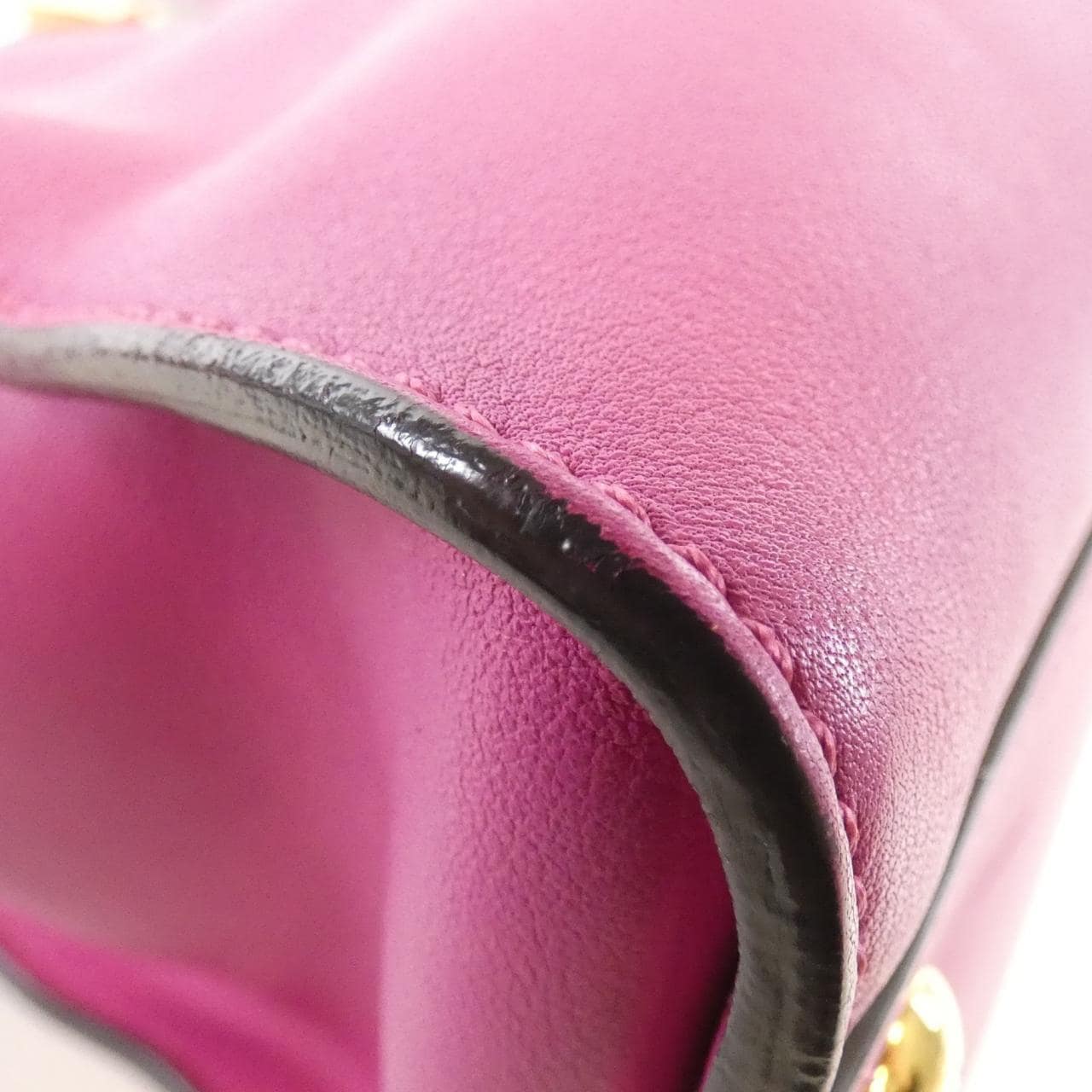 フェンディ ピーカブー 写真2