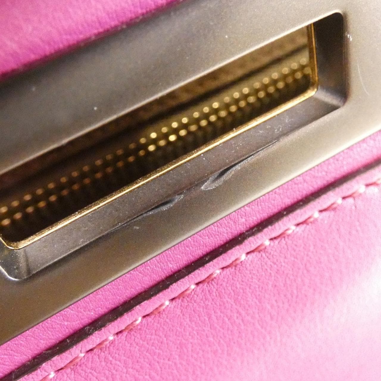 フェンディ ピーカブー 写真5