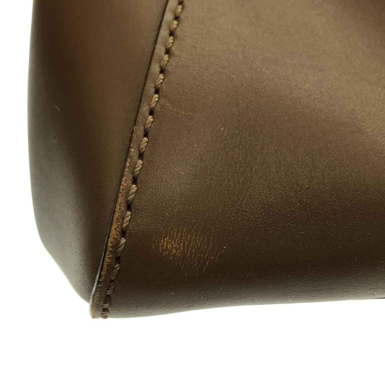 フェンディ ピーカブー 写真3