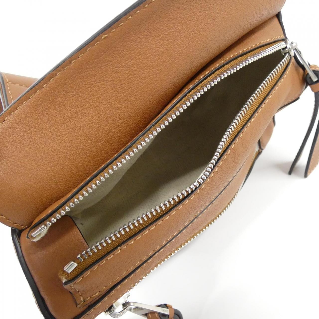 ロエベ パズル 写真7