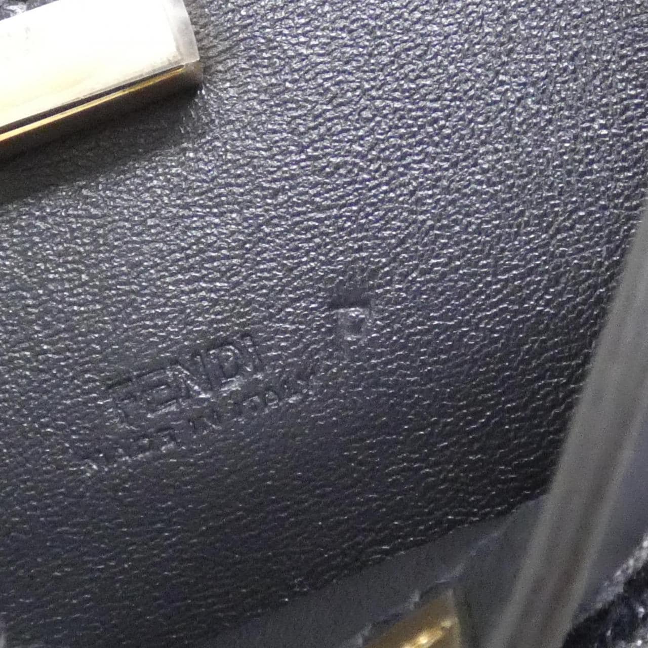 フェンディ ピーカブー 写真4