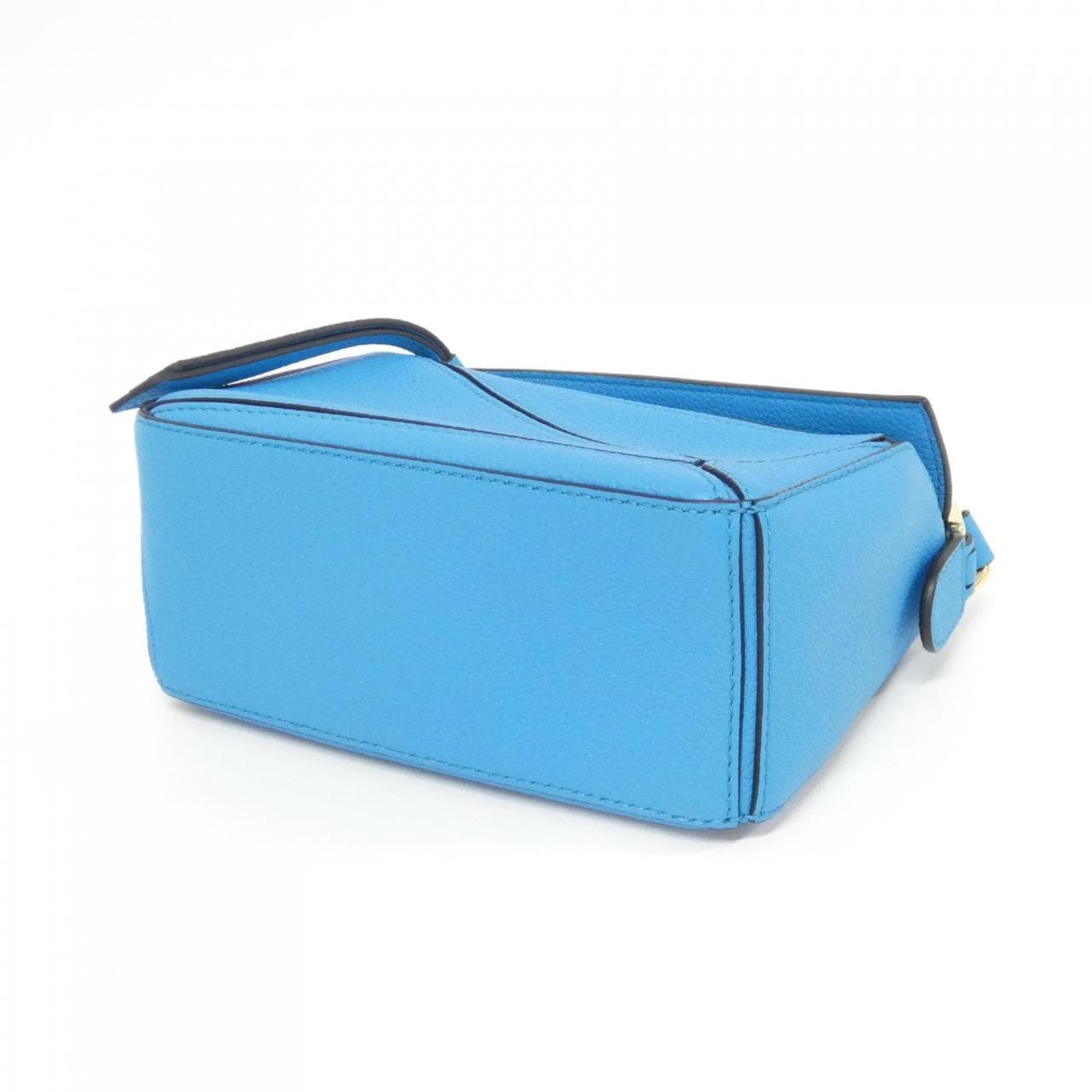 ロエベ パズル 写真3