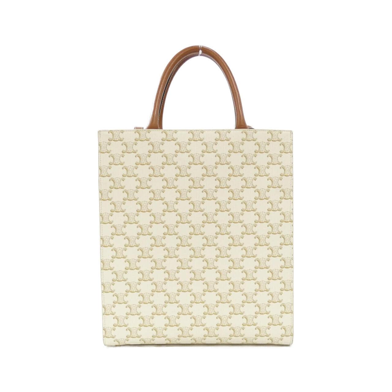 セリーヌ トリオンフ 写真2