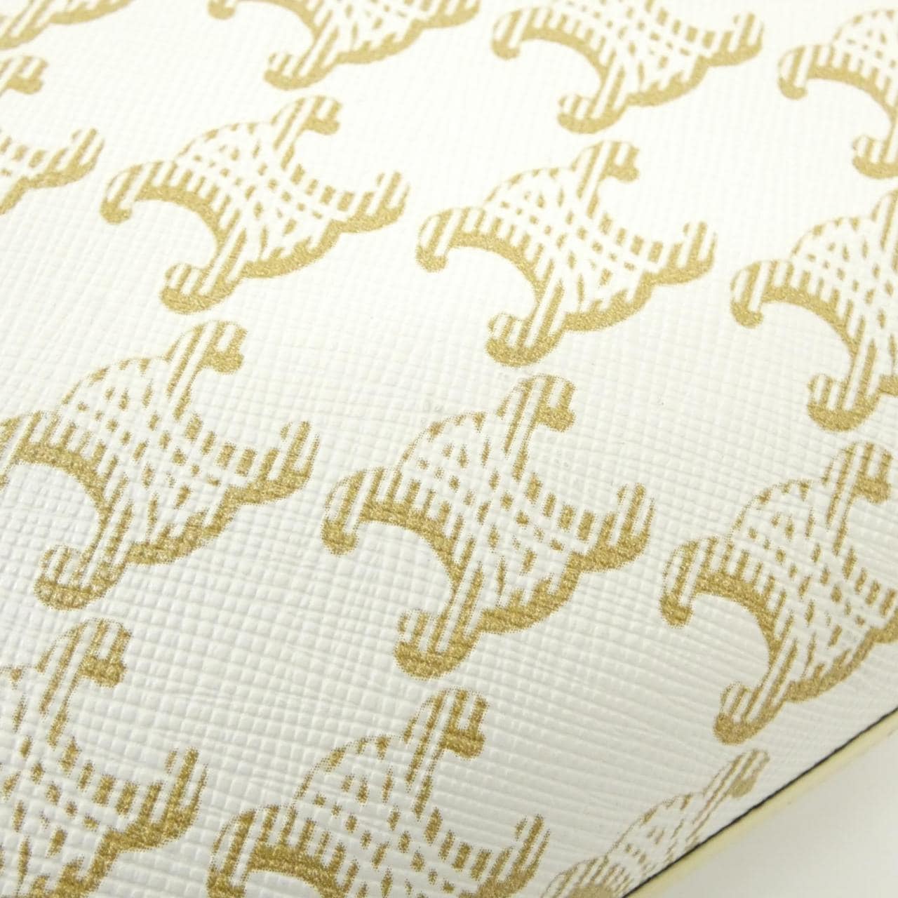 セリーヌ トリオンフ 写真6