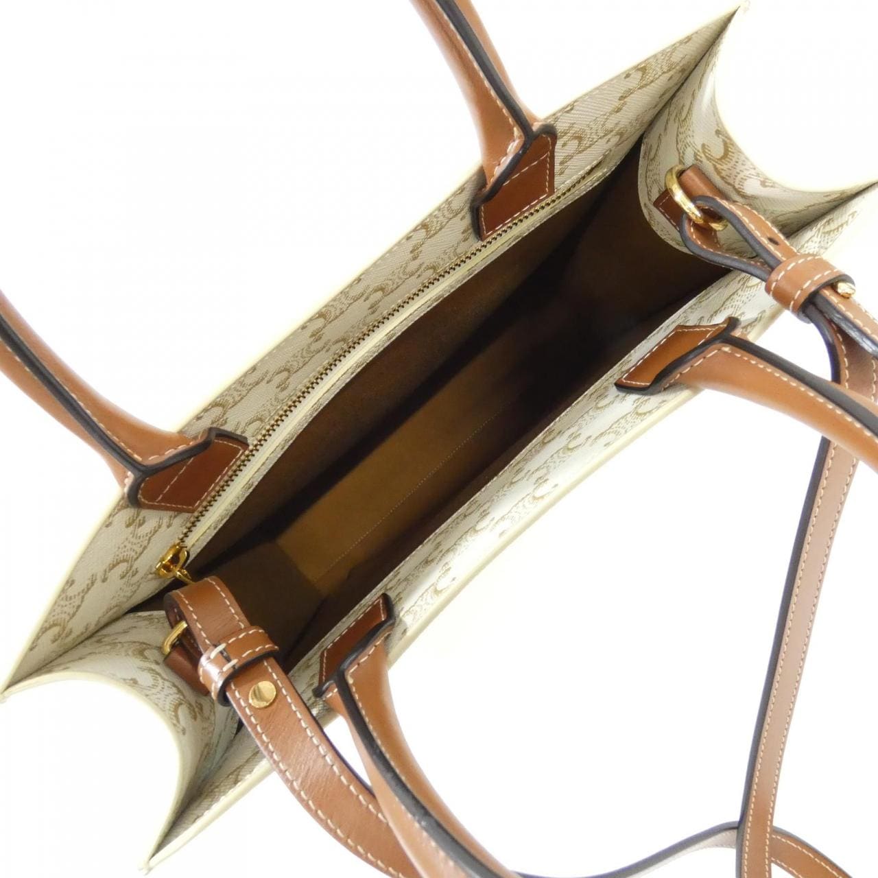 セリーヌ トリオンフ 写真9