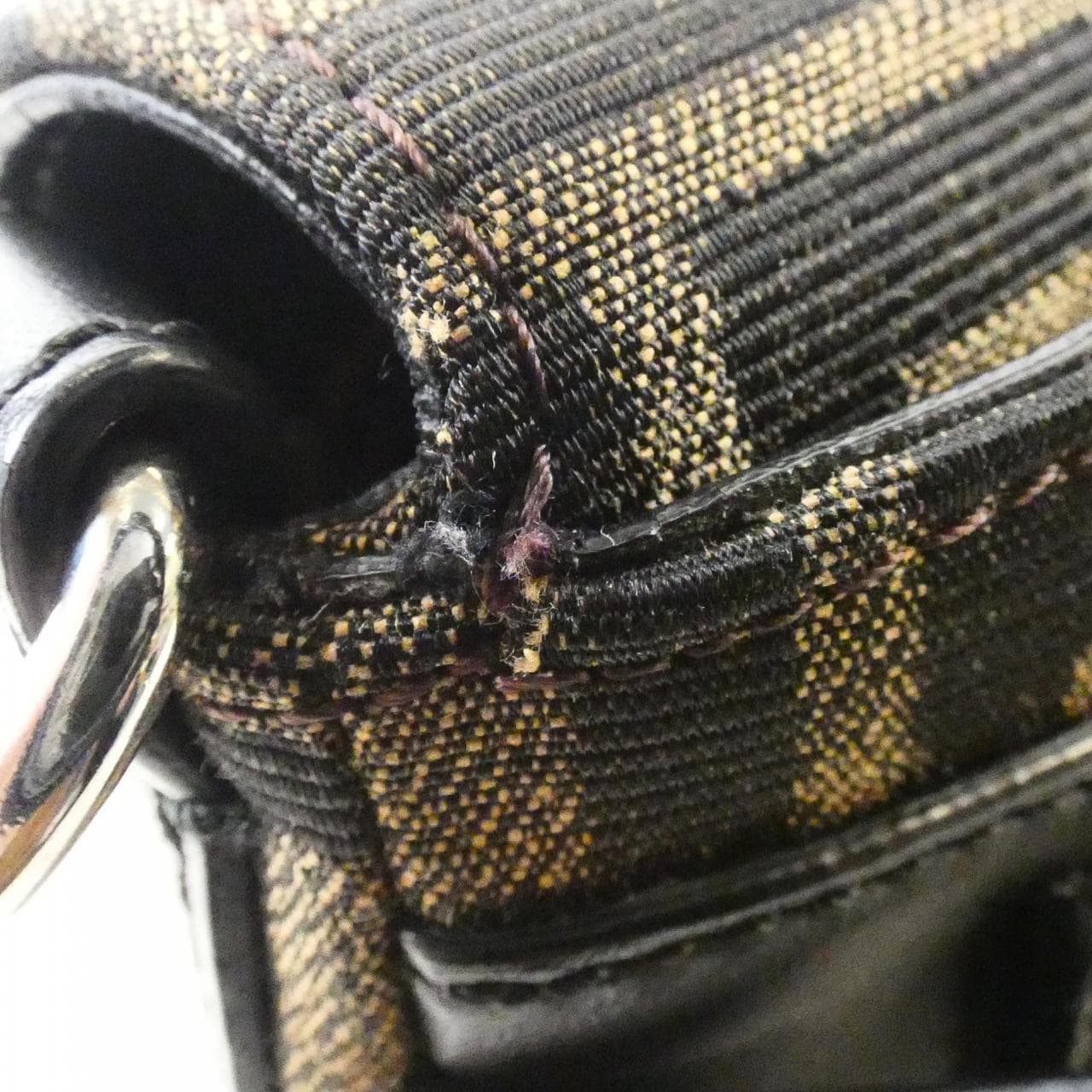 フェンディ バゲット 写真5